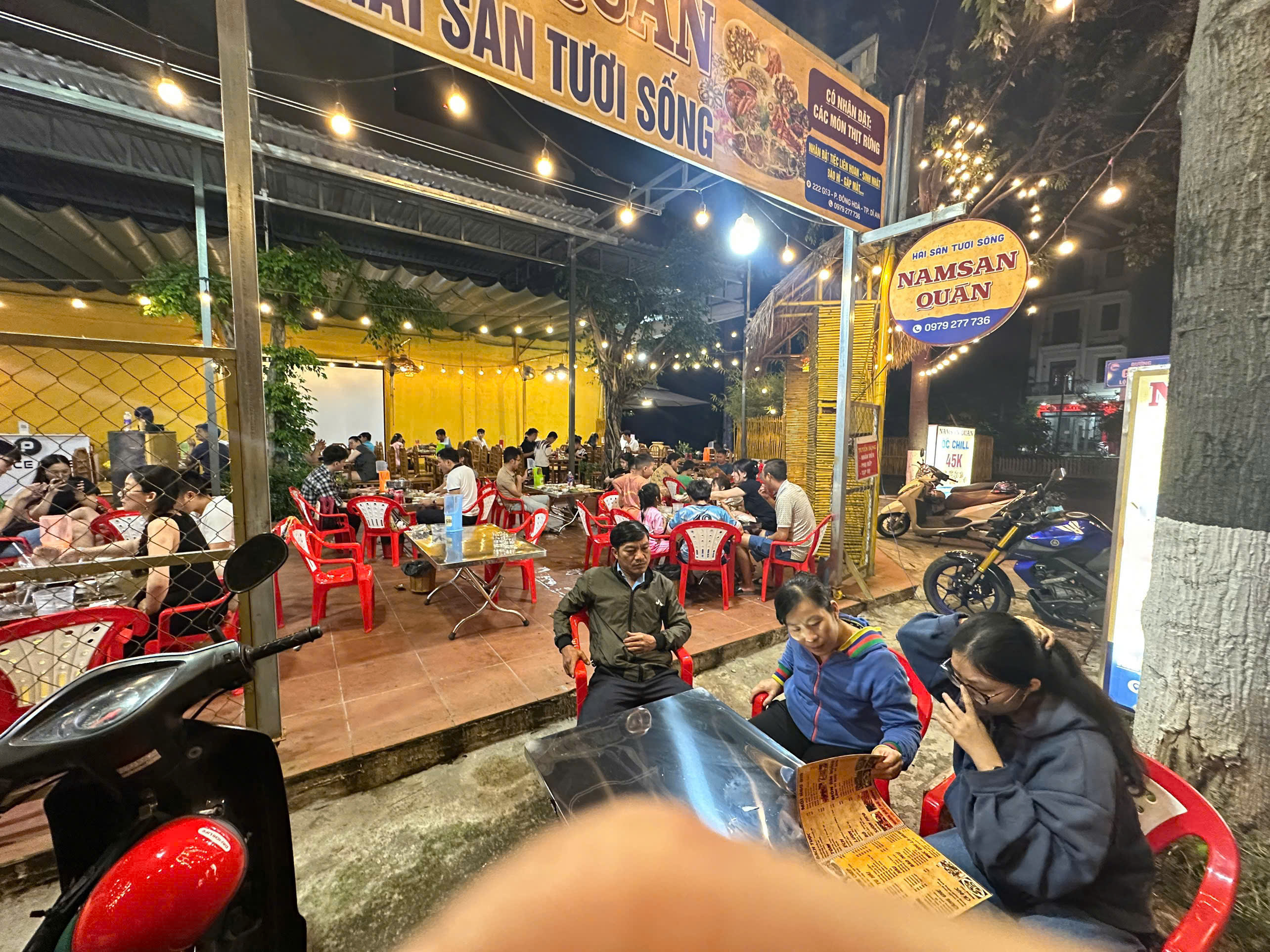  DO KHÔNG CÓ THỜI GIAN QUẢN LÝ CẦN SANG NHƯỢNG  QUÁN ỐC GÓC 2 MẶT TIỀN P.ĐÔNG HÒA - DĨ AN 
