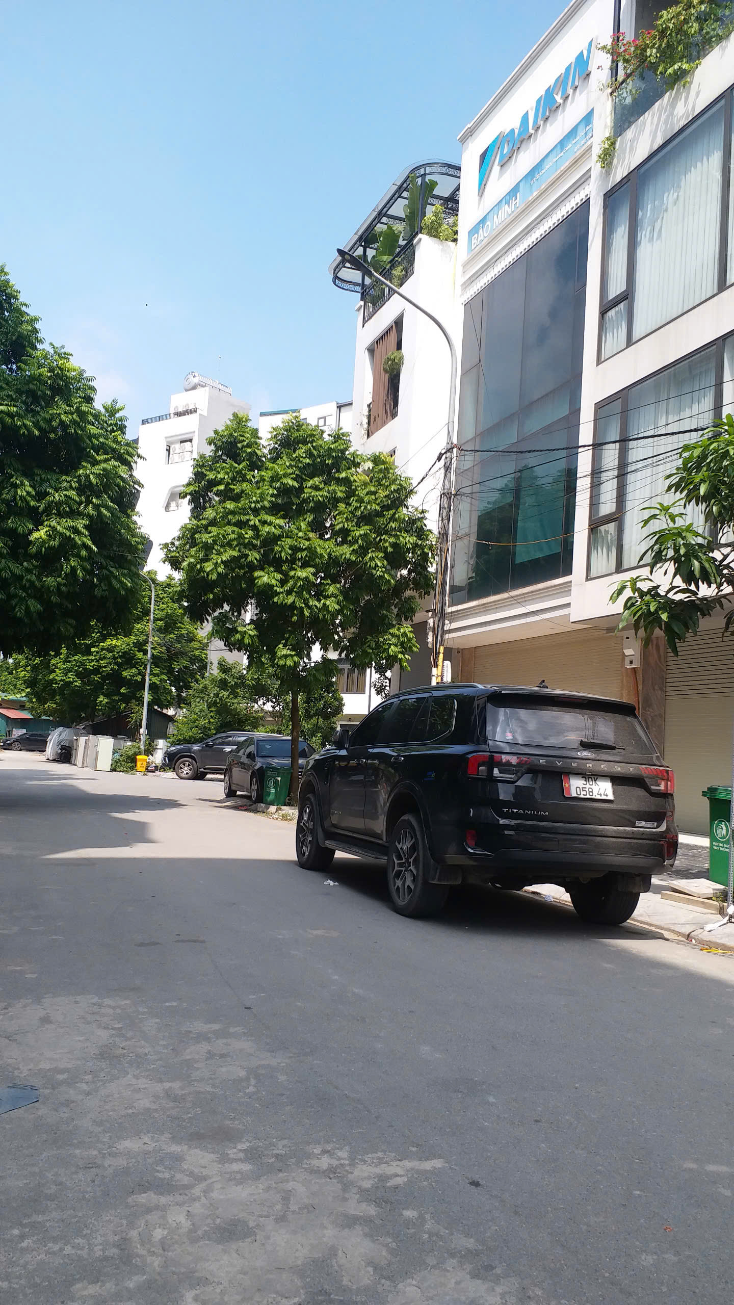  Bán đất phân lô 120m2 Trịnh Văn Bô, phù hợp xây tòa văn phòng, căn hộ cho thuê 