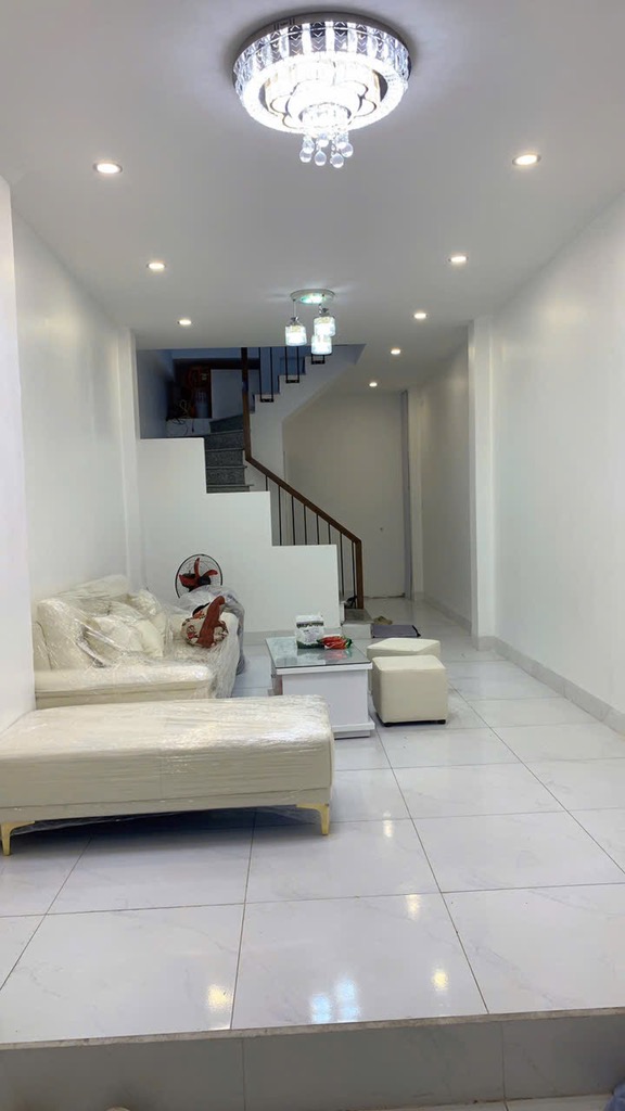  Bán nhà Nguyễn Sơn 40m x 4T, ngõ thông, nở hậu, gần oto chỉ 7 tỷ 8 còn TL. LH 0936123469 
