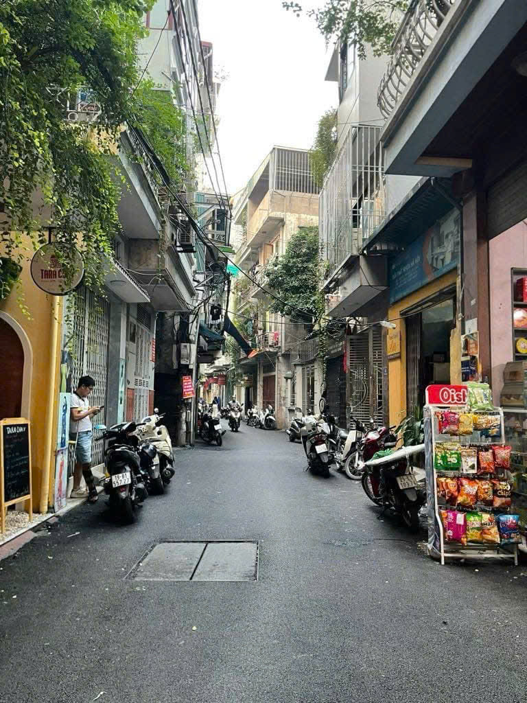  BÁN NHÀ TRẦN THÁI TÔNG - 68M X 6 TẦNG – LÔ GÓC – NGÕ THÔNG – KINH DOANH – ÔTÔ ĐỖ CỬA – 16.8 TỶ. 0968669247 