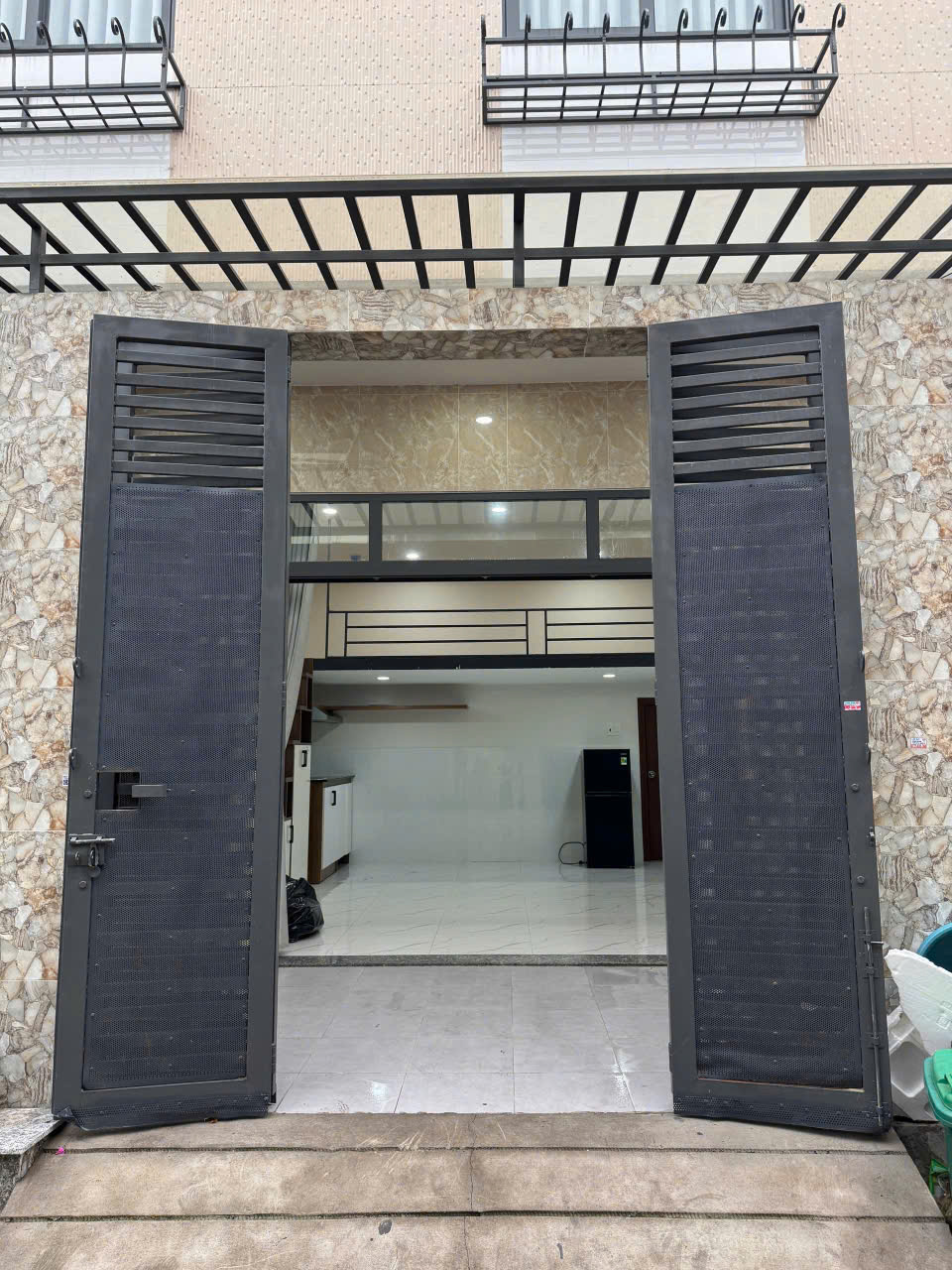  CHO THUÊ MẶT BẰNG VỪA Ở VỪA KINH DOANH – NHÀ MỚI, SẠCH ĐẸP – BÌNH THẠNH 