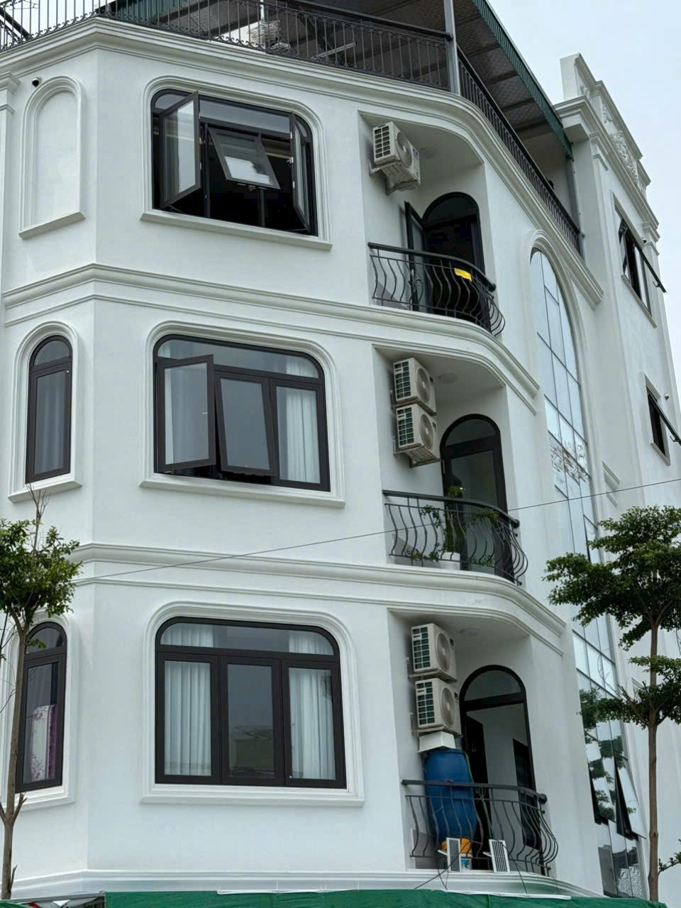  Bán nhà mới lô góc Di Trạch, Hoài Đức, DT 39m, 5 tầng, sát Vành Đai 3.5, ô tô đỗ gần 