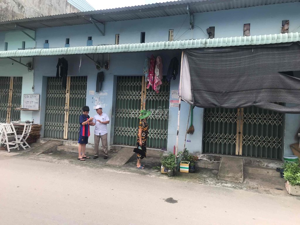  CẦN TIỀN BÁN GẤP DÃY TRỌ 2 MẶT TIỀN 6 KI-ỐT ĐANG CHO THUÊ ỔN ĐỊNH 