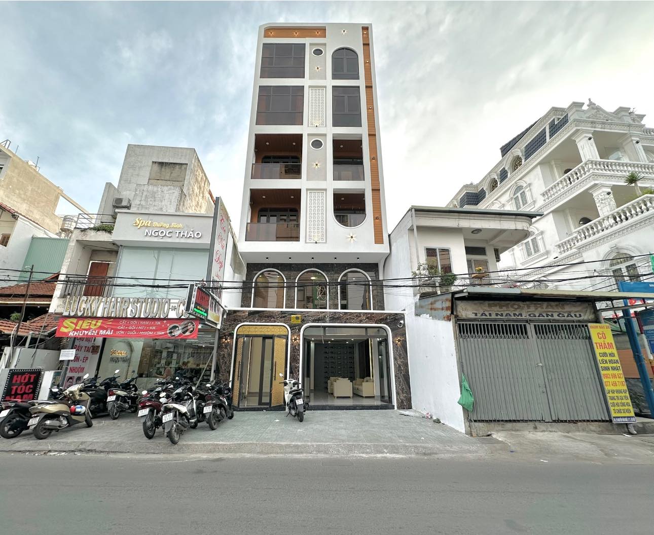  BÁN CCMN NGUYỄN ĐẠO AN 65M2X8T,THANG MÁY, 17PKK, Ô TÔ TRÁNH, 80 CỦ/M,16.8 TỶ 