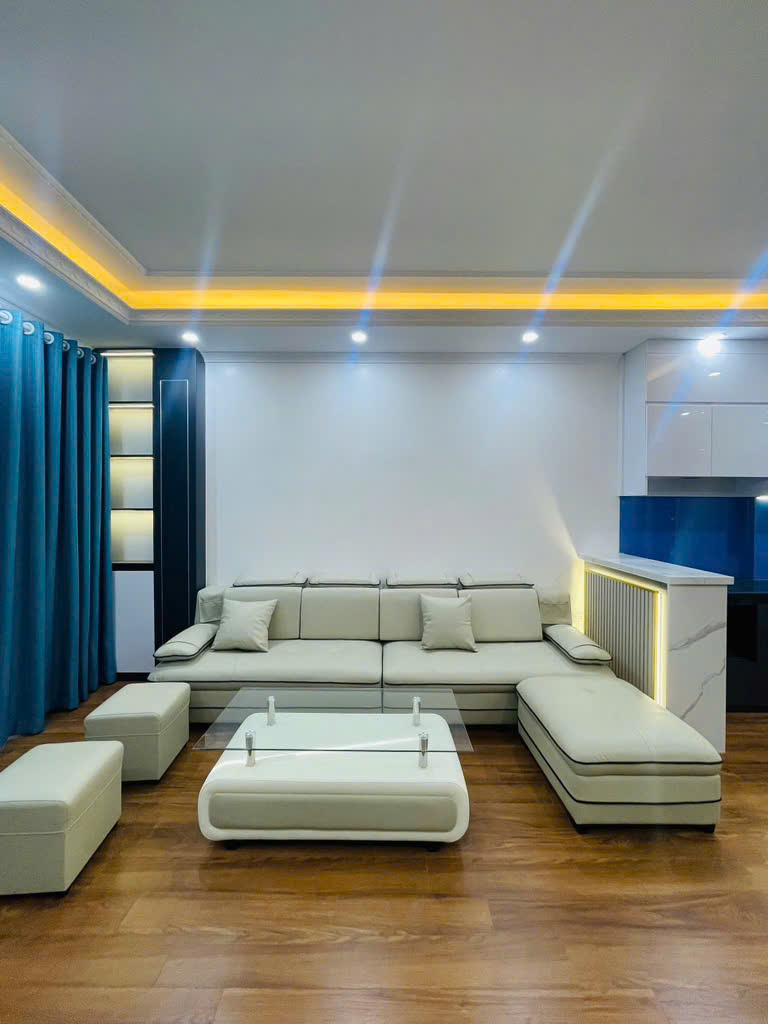  ✨✨✨NHÀ ĐẸP TRUNG TÂM THANH TRÌ - #MỚI KOONG - #CHỦ ĐẦU TƯ CÓ TIẾNG -  #GẦN PHỐ -# GẦN Ô TÔ -# NGÕ THÔNG - #TIỆN ÍCH NGẬP TRÀN -NHỈNH 4 TỶ ✨✨✨ 