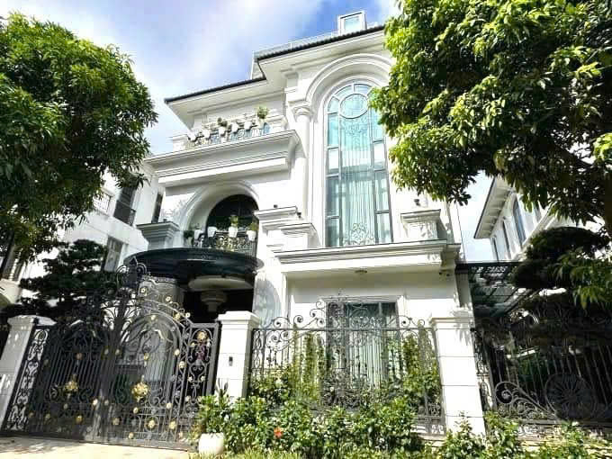  BÁN BIỆT THỰ QUẢNG AN, TÂY HỒ - 576M² - MT 16M - BỂ BƠI - SÂN VƯỜN - GARA Ô TÔ- GIÁ 180 TỶ 