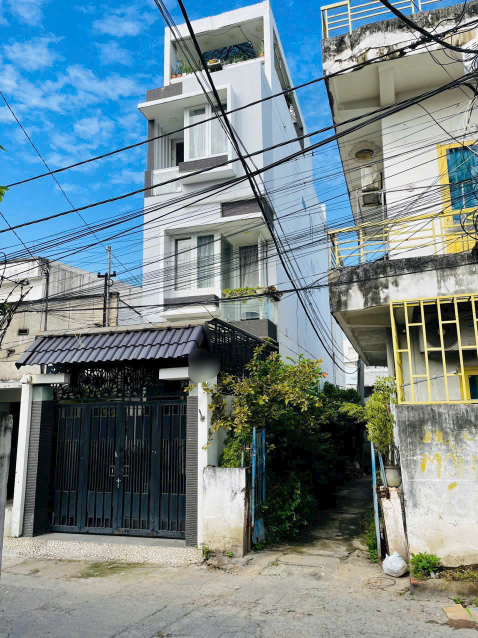  Siêu rẻ! Bán nhà 1T2L, đường xe tải thông, gần Quảng Trường Tỉnh, chỉ 3,8 tỷ 