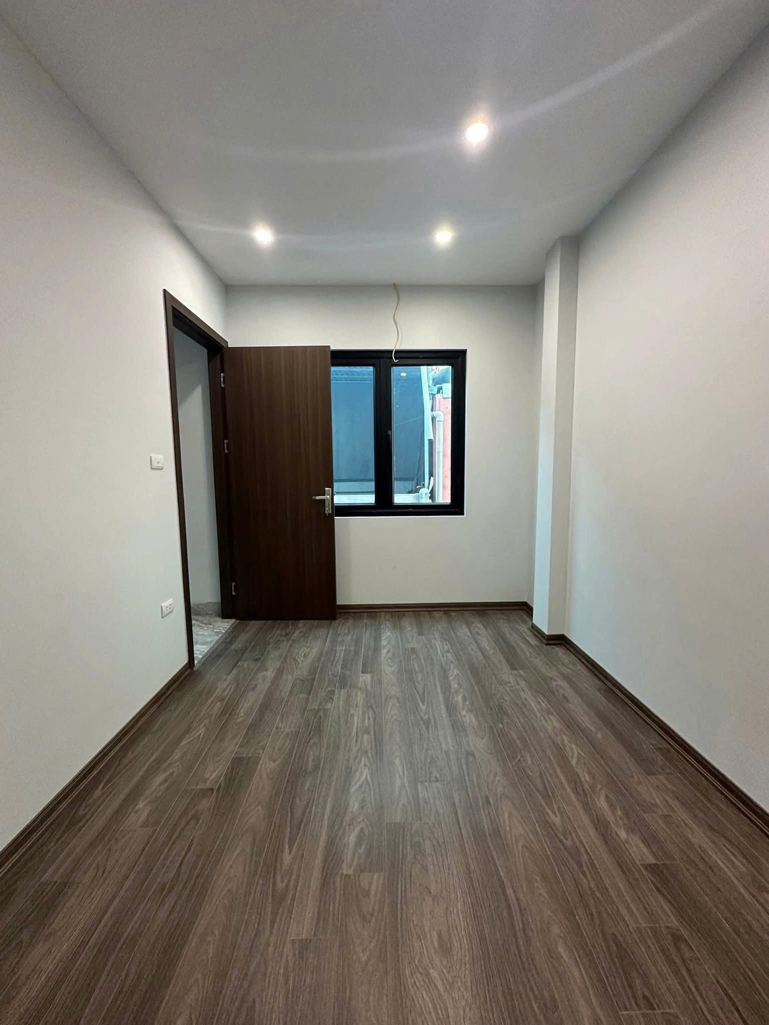  BÁN NHÀ QUANG TRUNG YÊN NGHĨA HÀ ĐÔNG- Ô TÔ ĐỖ CỬA- GẦN ĐƯỜNG LỚN 