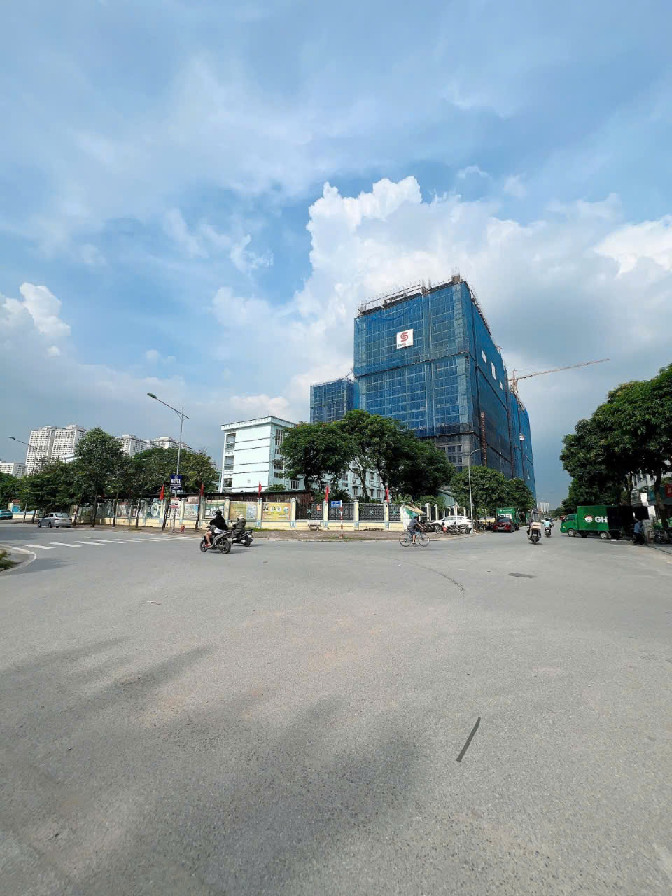  BÁN ĐẤT BÙI QUỐC KHÁI- HOÀNG MAI, 45 M2, CẤP 4, MẶT TIỀN 3,5 M, GIÁ 14,4 TỶ. 