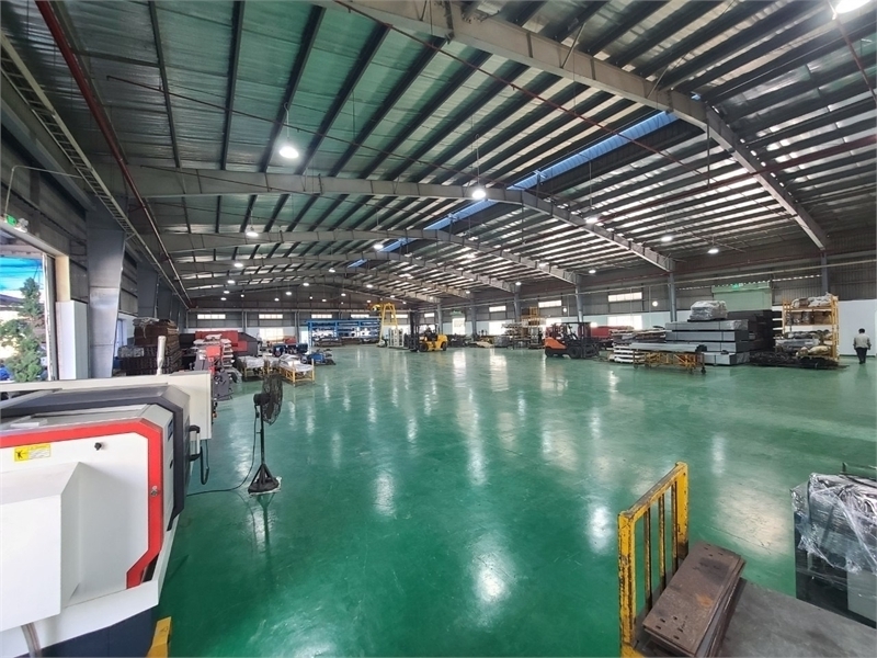  XT111 nhà xưởng kiên cố, tiếp nhận Sản xuất, kho bãi lưu hàng, giao thông thuận tiện 