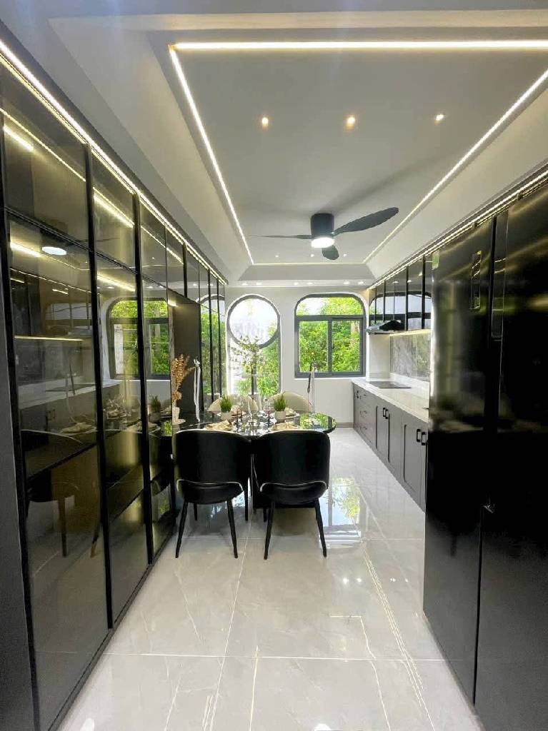  Nhà đẹp HXH Đường số 8 P11 Gò Vấp 4 tầng full nội thất giá 6tỷ3 
