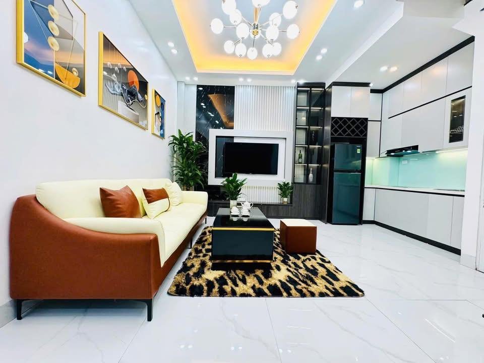  B.ÁN NHÀ SIÊU PHẨM TẠI THỦY KHUÊ – 5 TẦNG  – LÔ GÓC -  MẶT TIỀN RỘNG – CÁCH PHỐ CHỈ 10M 
