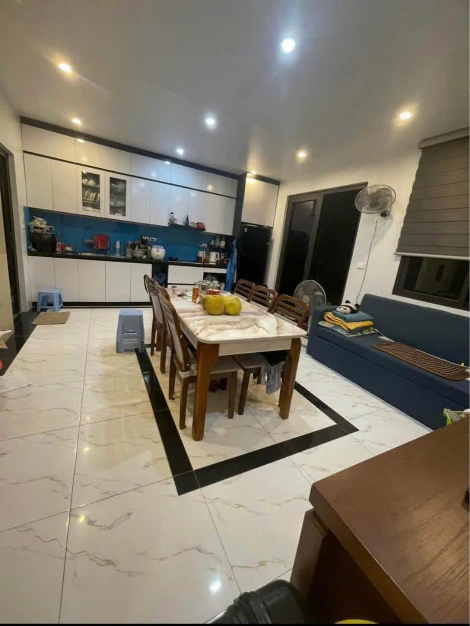  Cho thuê nhà nguyên căn có Thang Máy Trương Định, 75m2 x 7 tầng, 55 Triệu 