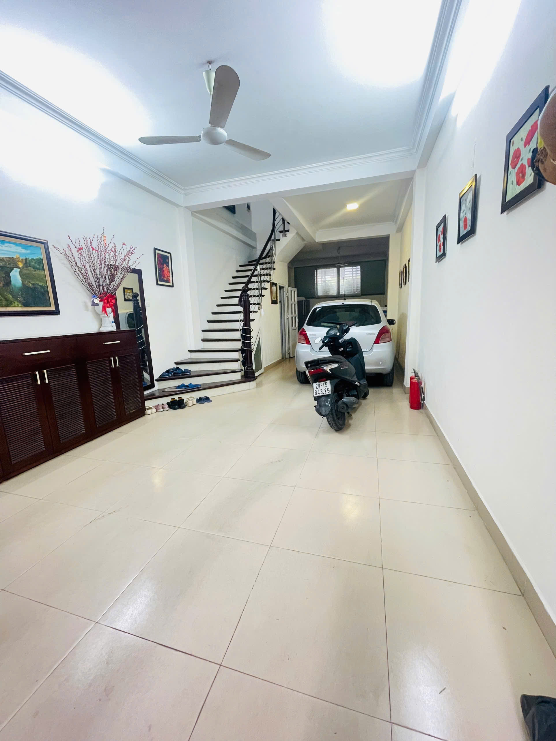  Bán nhà phân lô - NHÂN CHÍNH THANH XUÂN  - 60m 5 tầng phân lô ô tô vào nhà 18.x tỷ lh0975124520 