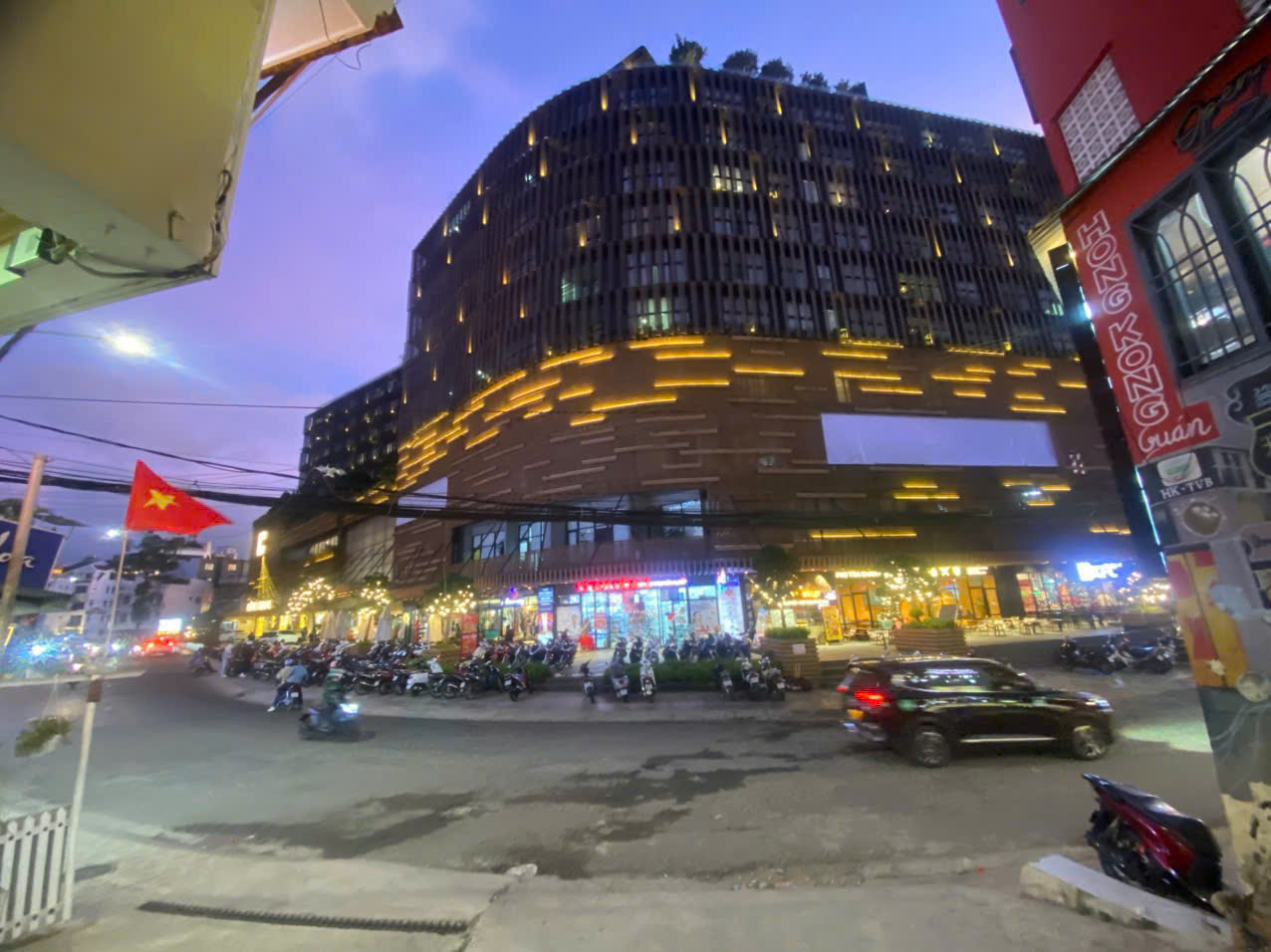  CHO THUÊ KHÁCH SẠN VIEW COLINE HOTEL PHƯỜNG XUÂN HƯƠNG - ĐÀ LẠT - 35TR 
