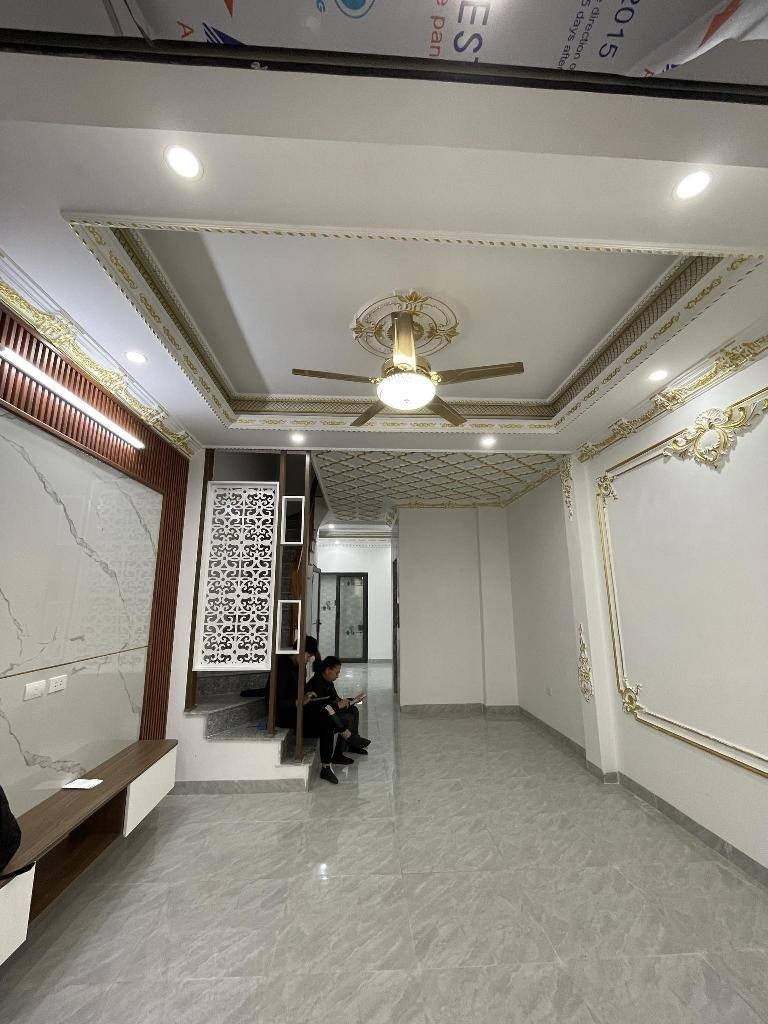  BÁN NHÀ ĐỊNH CÔNG, 1 NHÀ RA PHỐ, 7 TẦNG THANG MÁY, DTSD 45M2,GIÁ 10.5 TỶ 