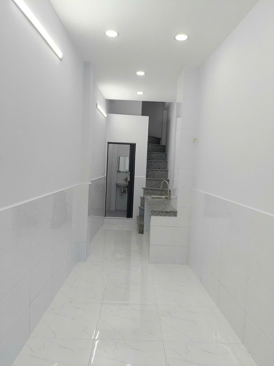  Nhà mới 3 tầng Dương Bá Trạc P2 Q8. Giá chỉ 2.86 tỷ TL 