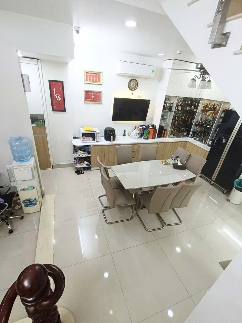  Bán nhà phố Hẻm 1/ Lê Văn Sỹ - Trần Quang Diêu, Quận 3, 6x13m, 3 Tầng - 4PN, 14,5 tỷ 