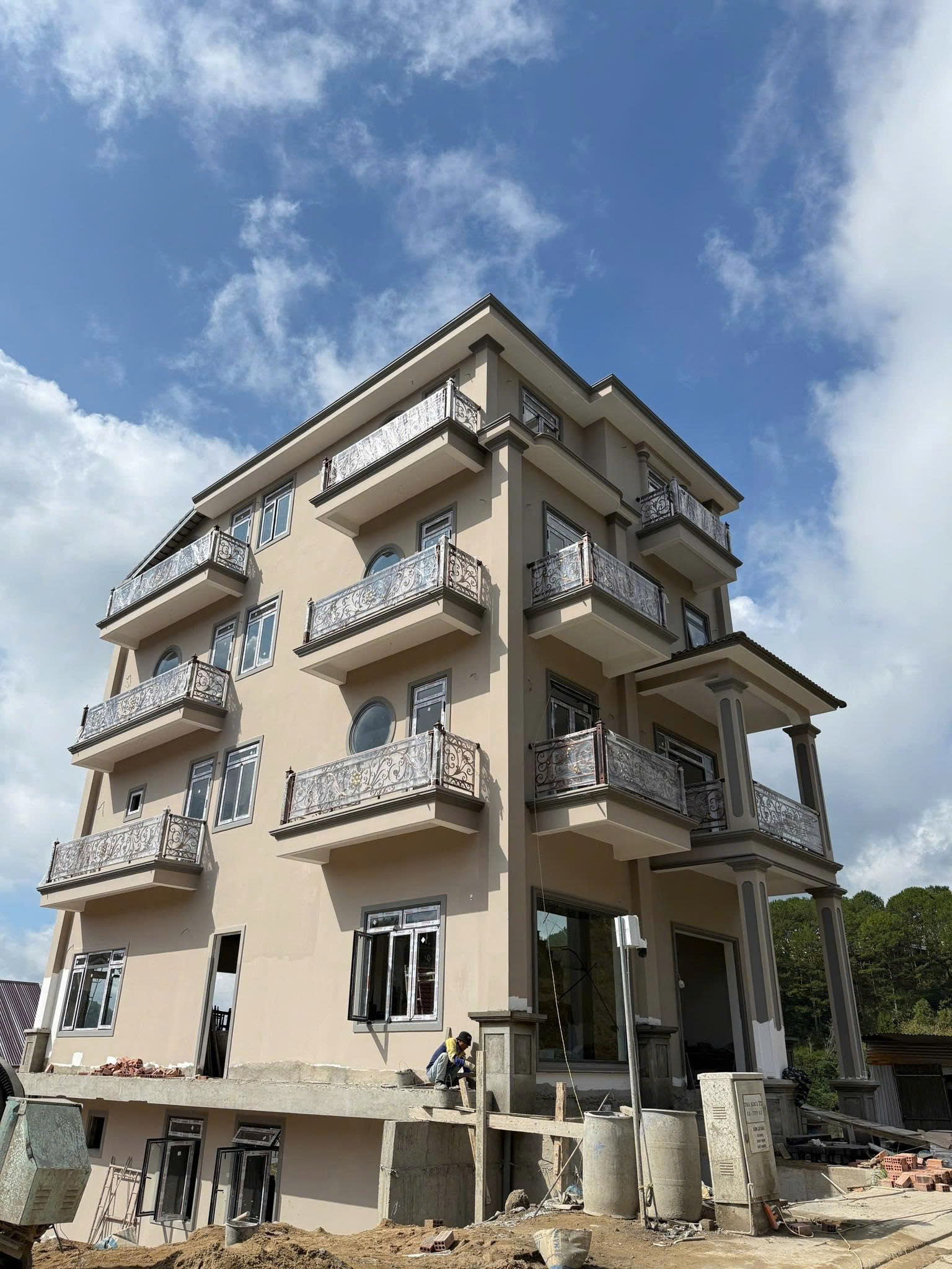  BÁN VILLA NGHỈ DƯỠNG CAO CẤP - AN SƠN ĐÀ LẠT - MỚi XÂY - TIÊU CHUẨN MỚi 