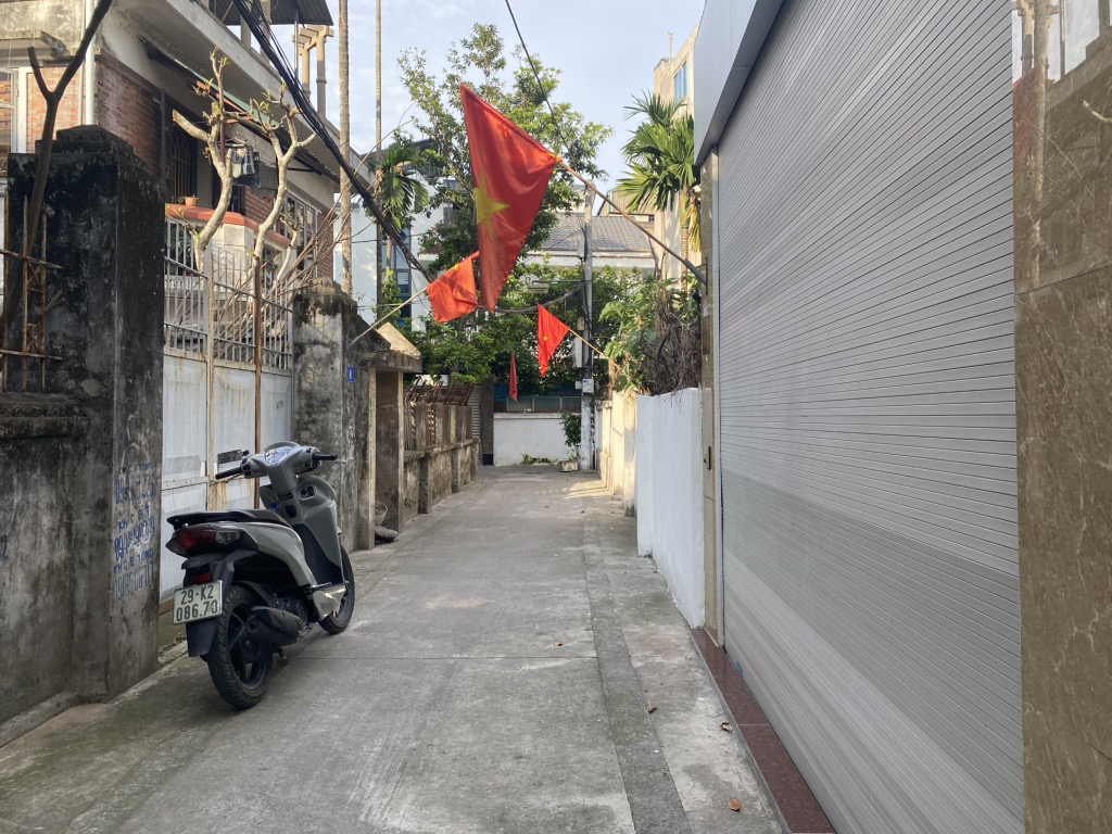  Bán nhà ngõ 488 Ngọc Thuỵ ngay trường Pháp 48m x 4T, oto, lô góc, hơn 8 tỷ còn TL. LH 0936123469 