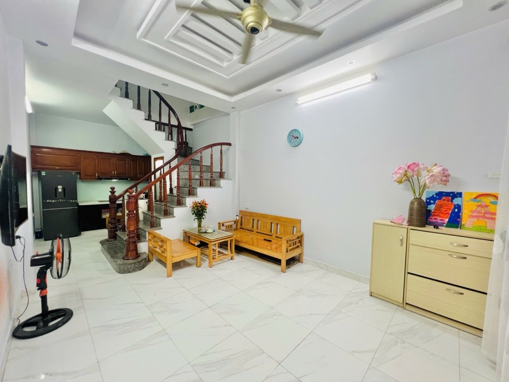  ĐẸP NHẤT PHÂN KHÚC – NGÕ HỒ XANH MÁT – CÂY XANH – HIẾM NHÀ BÁN – 
SỔ VUÔNG – PHÂN LÔ – GẦN HỒ – ĐƯỜNG THOÁNG – NHÀ XÂY KIÊN CỐ Ở NGAY – HƯỚNG ĐẸP PHONG THUỶ 