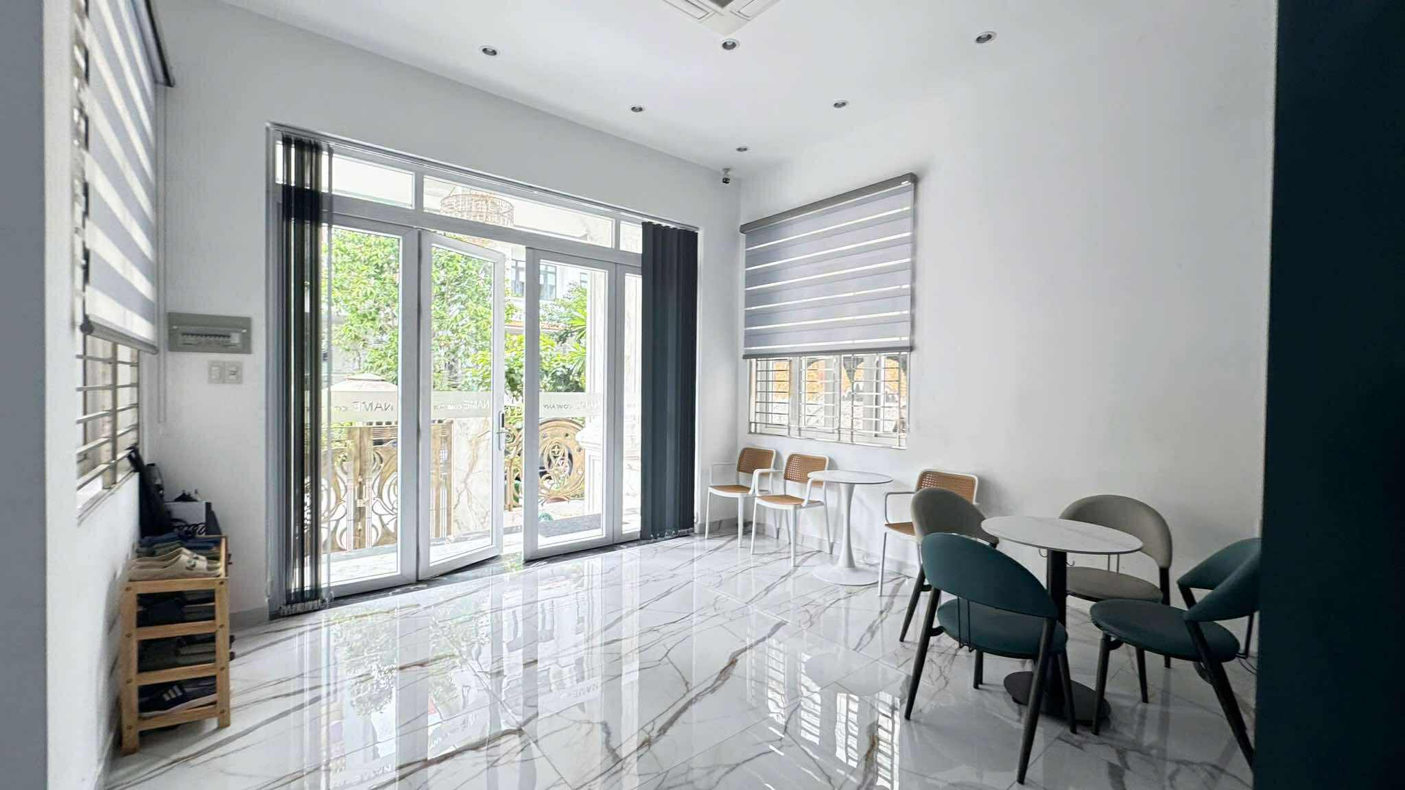  Bán gấp Biệt thư khu dân sinh sống Him Lam Q.7 