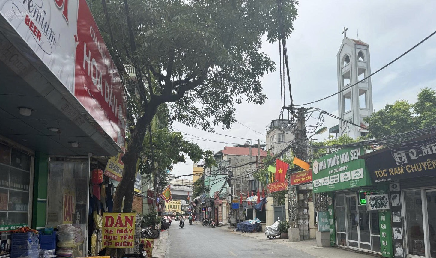  NHÀ ĐẸP MẶT NGÕ Ô TÔ – PHỐ TRẦN CUNG – CÁCH PHỐ CHỈ VÀI BƯỚC CHÂN 