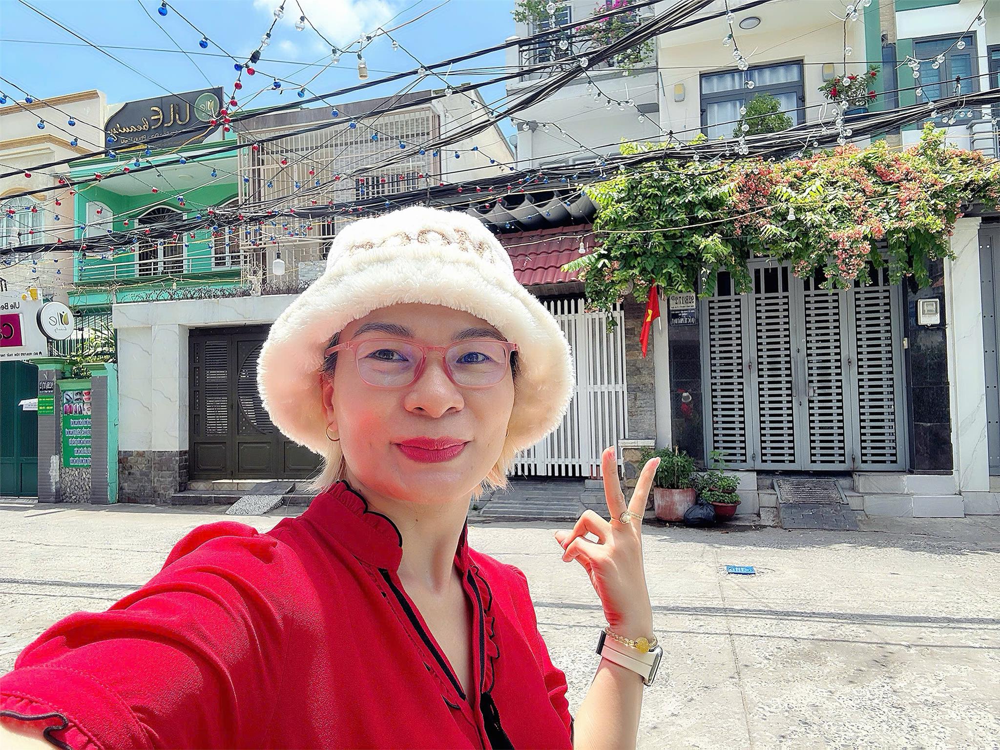  BÁN NHÀ 3 TẦNG - MẶT TIỀN XE HƠI ĐẬU CỬA ĐƯỜNG TÔN THẤT THUYẾT - KHU VIP NHÀ THỜ XÓM CHIẾU, QUẬN 4 - SẴN DÒNG TIỀN CHDV 60 TRIỆU/THÁNG 