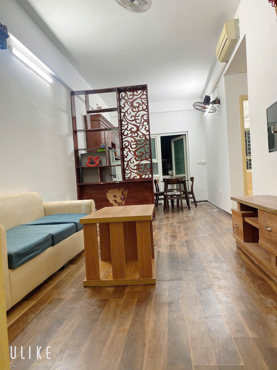  Em bán căn hộ tại HH Linh đàm 58m. 2 ngủ 2 vs. View chếch sân chung thoáng mát 