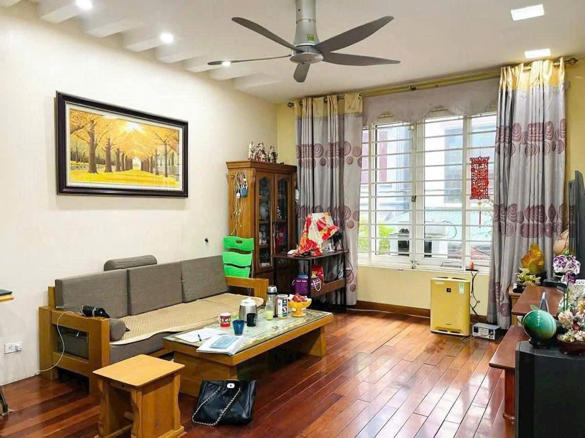 BÁN NHÀ TRẦN CUNG – 56M² – 5 TẦNG – MT 4.3M – DÂN XÂY - PHÂN LÔ - Ô TÔ - NGÕ THÔNG – GIÁ 11.5 TỶ 