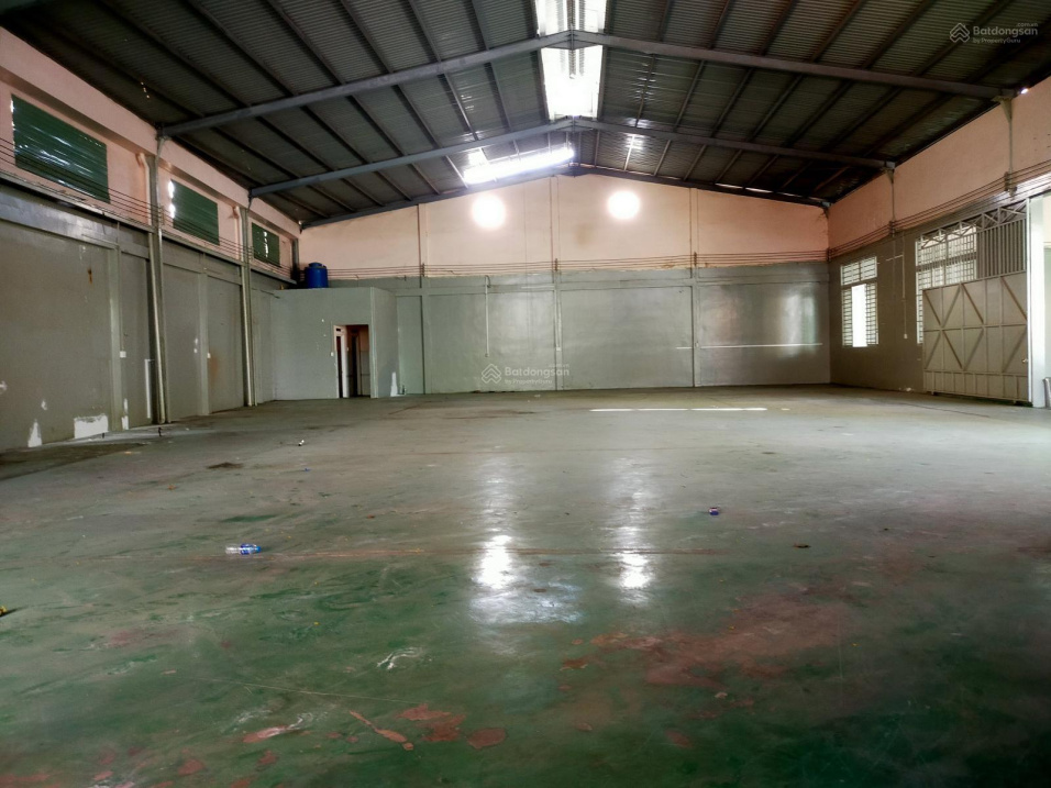 CHO THUÊ KHO XƯỞNG – ĐƯỜNG AO ĐÔI DT kho 1200m2 + sân 400m2 - 95 triệu/th, cont 40f vào, có PCCC 