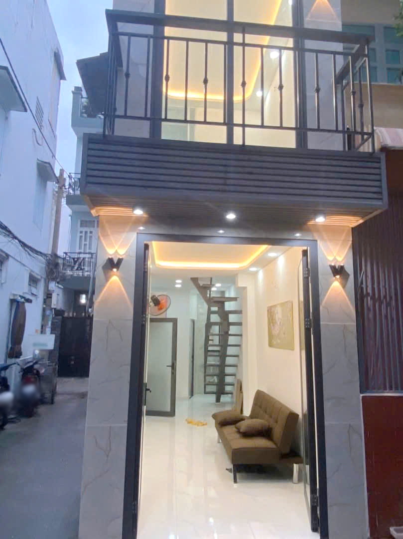  Nhà mới hẻm thẳng 136 Nguyễn Thị Tần P2Q8 