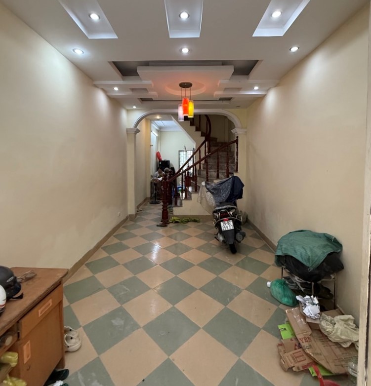  Bán nhà Định Công Thượng, Hoàng Mai, gần ô tô, 37m2, 6.85 tỷ 