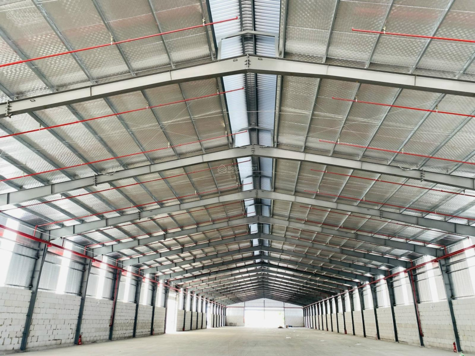  Cho thuê kho diện tích từ 50m2 đến 40,000m2. Có thẩm duyệt PCCC, container ra vao 24/24. 