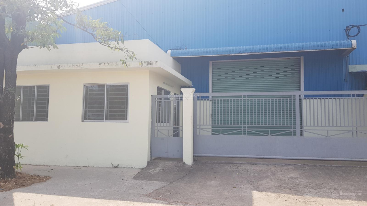 Cho thuê nhà xưởng mặt đường Lê Văn Khương Quận 12 DT: 1500m2 giá 120 triệu/tháng 