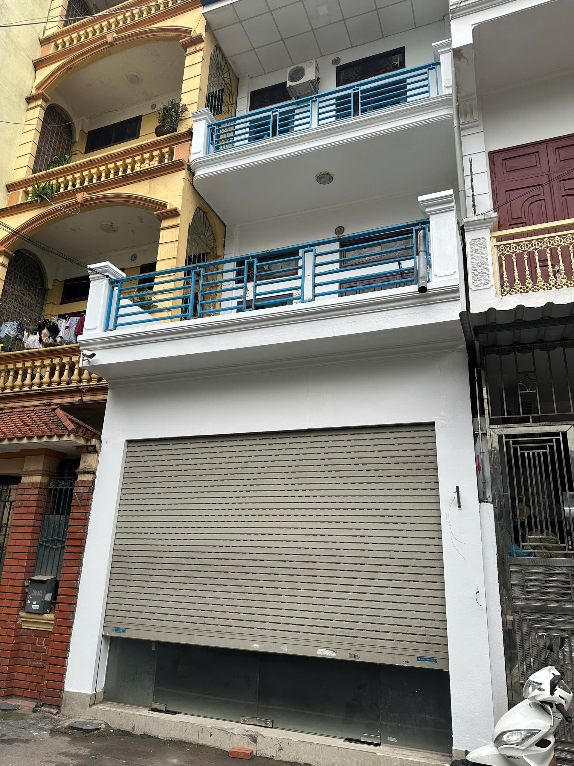 Cho thuê nhà ngõ 1041 Giải Phóng, 67m2 x 3 tầng 4PN, 15 Triệu KD, VP kết hợp ở 