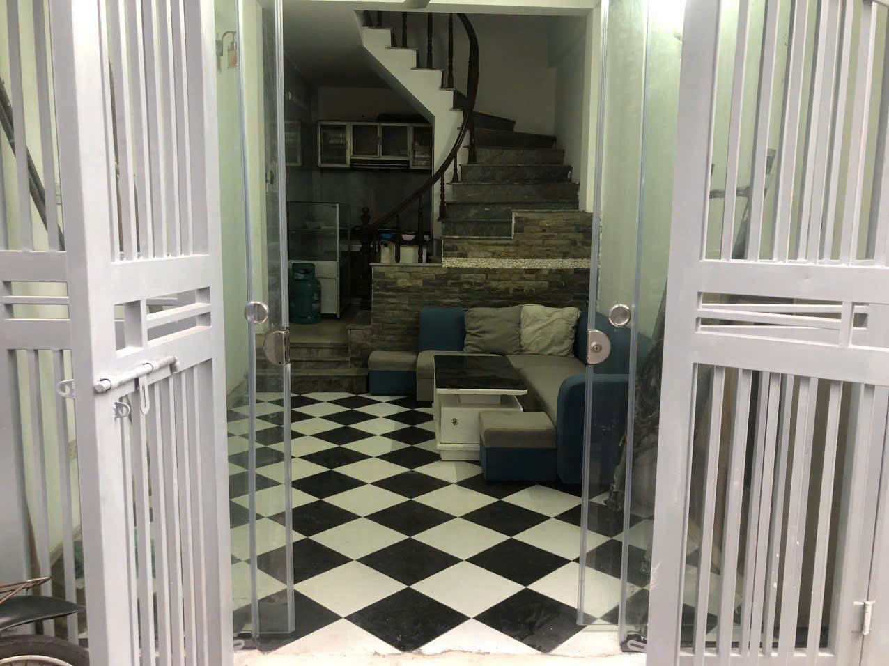  Cho thuê nhà nguyên căn 86 Thanh Lân, 25m2 x 4 tầng, 3 ngủ, 7 Triệu vào ngay 
