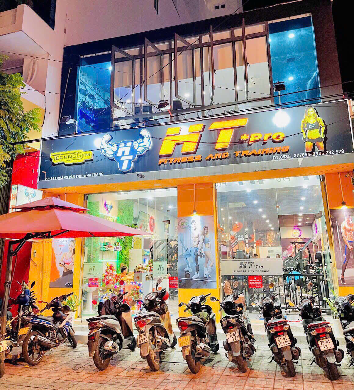  Bán nhà Hoàng Văn Thụ Tttp Nha Trang
Diện tích 191 m2 ngang 7m7 
Đường hiện trạng rộng 14m 25 tỷ785 lh e Thanh 