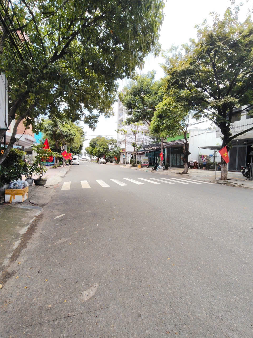  Chính chủ bán nhà MT Hồ Tùng Mậu – Hòa Minh- liên chiều.
– DT > 100m², đường 10m5, vỉa hè 4m
– Sát biển, thích hợp kinh doanh hoặc đầu tư
– Giao dịch nhanh, sổ sẵn
???? Giá 7.3 tỷ
???? LH: 0934.883.252 