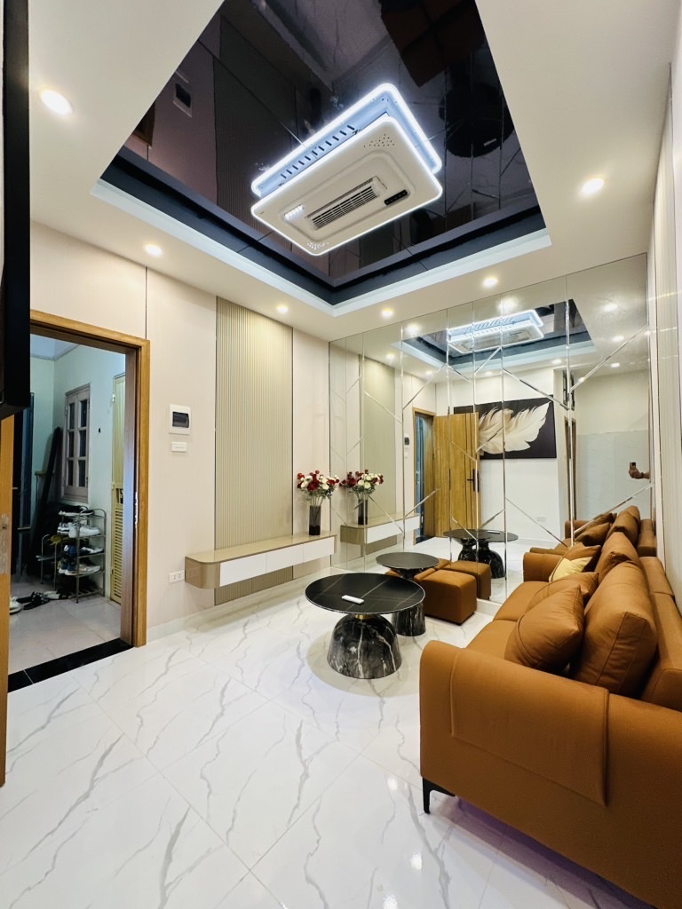  CHUNG CƯ CẦU GIẤY 65M 3 NGỦ Ô TÔ ĐỖ CHÂN TÒA NHÀ GIÁ 3 TỶ 950 
