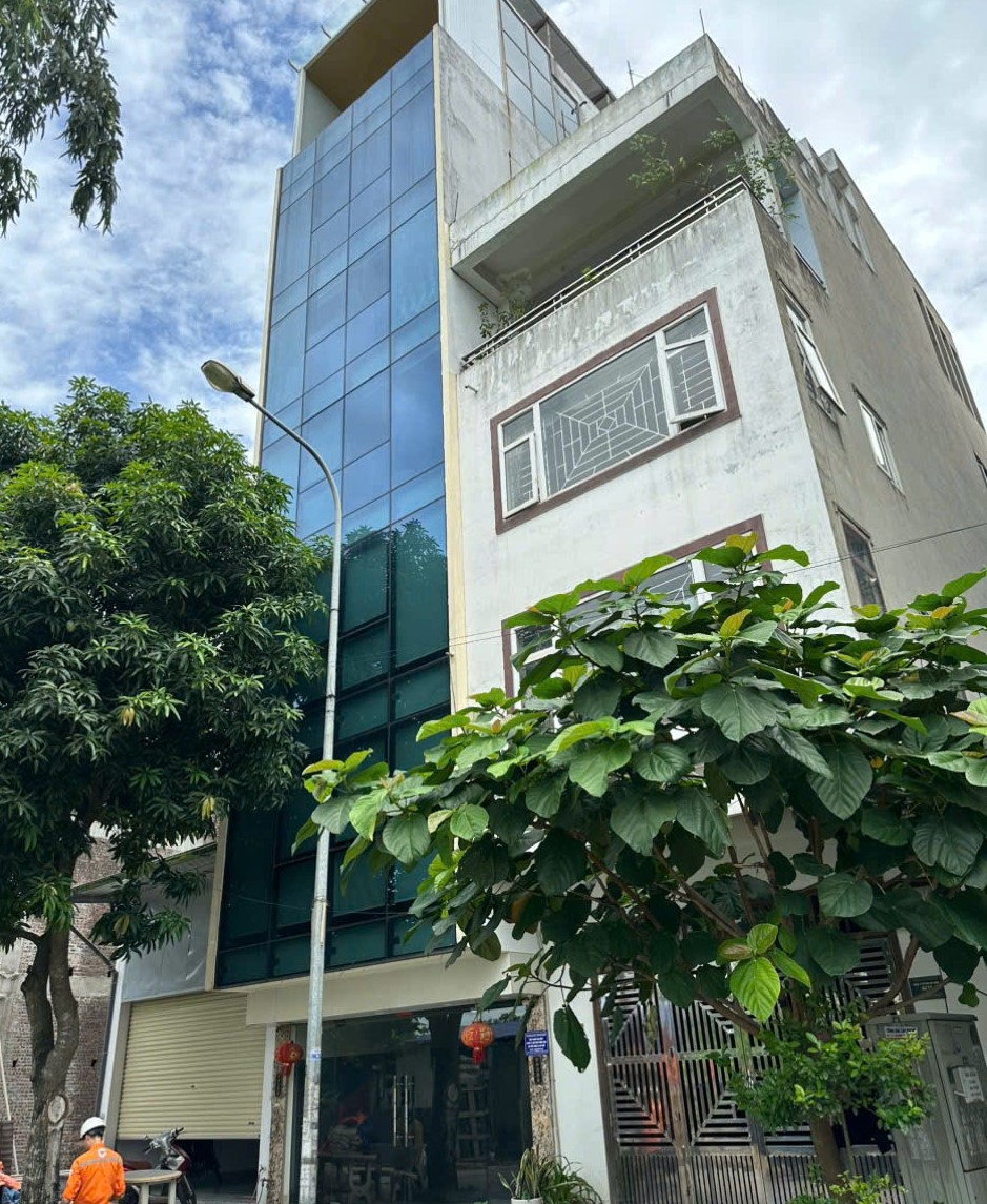  ???? SIÊU PHẨM TÒA NHÀ KÍNH 7 TẦNG – KHU ĐẤU GIÁ MẬU LƯƠNG – VIEW CÔNG VIÊN – THANG MÁY – NỘI THẤT CAO CẤP ???? 