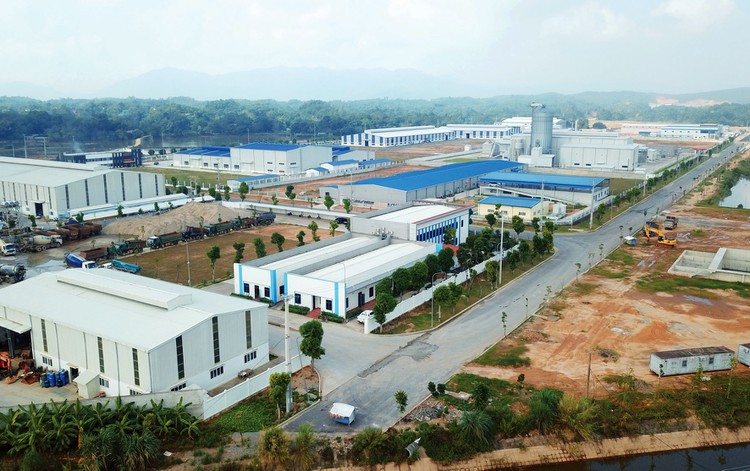  Bán đất khu công nghiệp Cẩm Khê – Phú Thọ. Sẵn mặt bằng, bàn giao ngay 