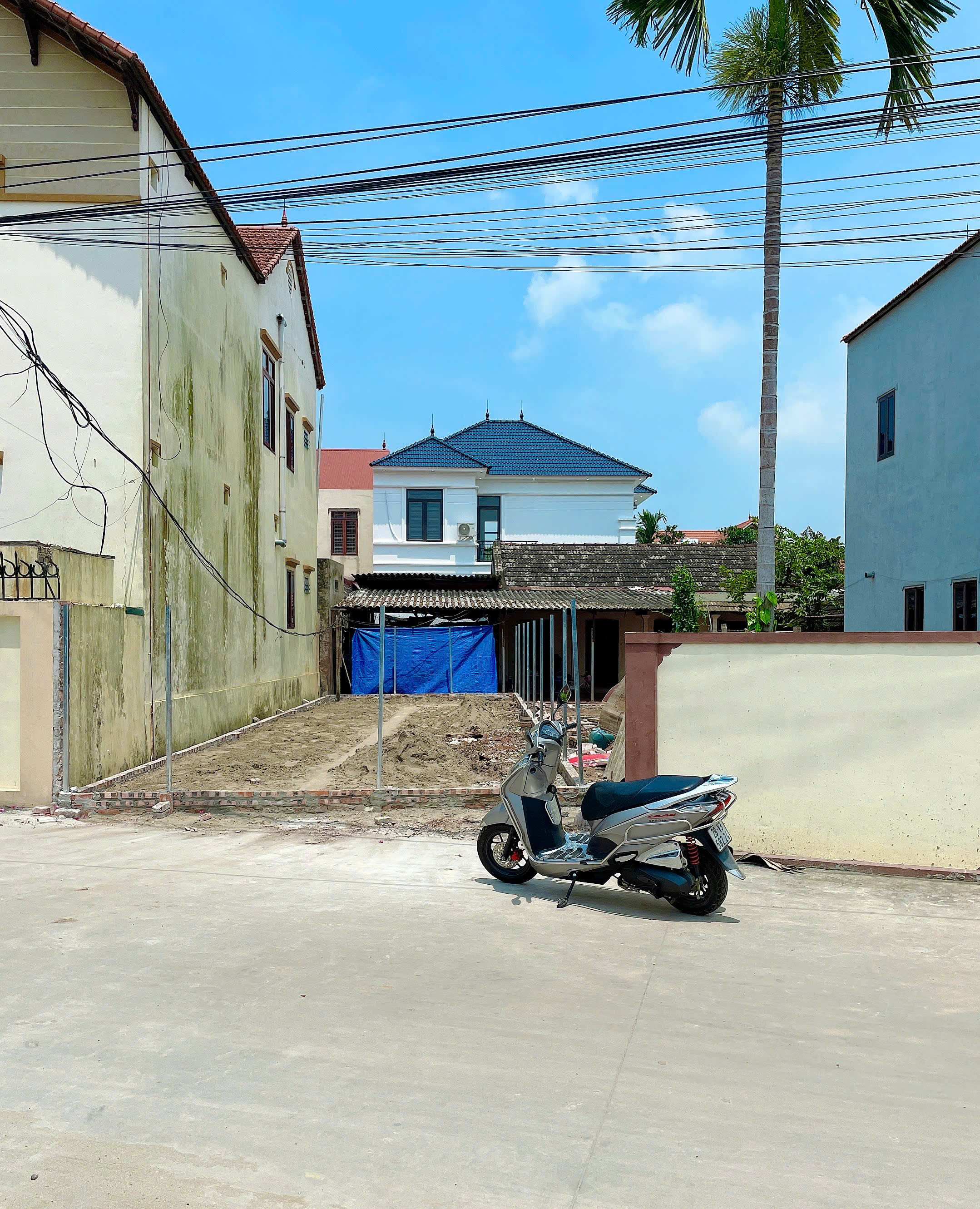  Bán 83m2 đất Võng Xuyên,Phúc Thọ,mặt tiền5.5m,đường ô tô tránh,kinh doanh 