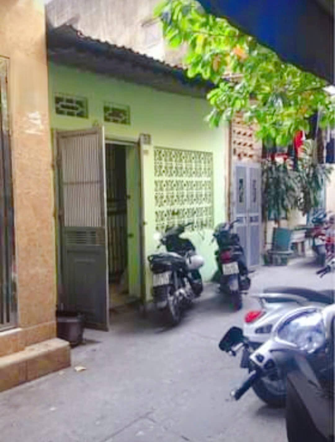  Cho thuê nhà riêng nguyên căn  ngõ 50 Phố Chùa Quỳnh, 40m2 khép kín 4.5 Triệu 