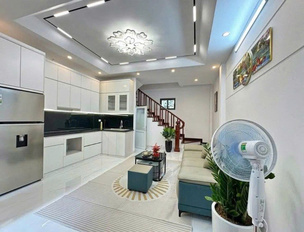  BÁN NHÀ PHÂN LÔ PHẠM VĂN ĐỒNG 59m x 6 TẦNG, MT 5m, DÂN XÂY, Ô TÔ ĐÕ CỬA, 2 THOÁNG, FULL NỘI THẤT, CHỈ 14,2 TỶ. 0968669247 