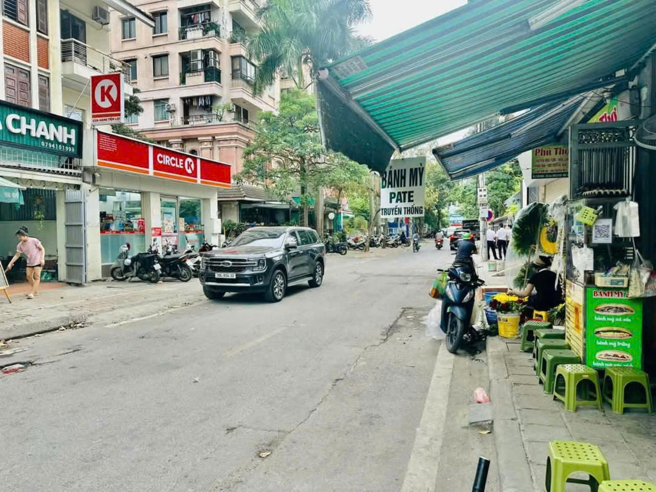  Ô TÔ TRÁNH PHỐ MINH KHAI. KINH DOANH, Ở VIP, GIÁ CHỈ 8.6 TỶ. 