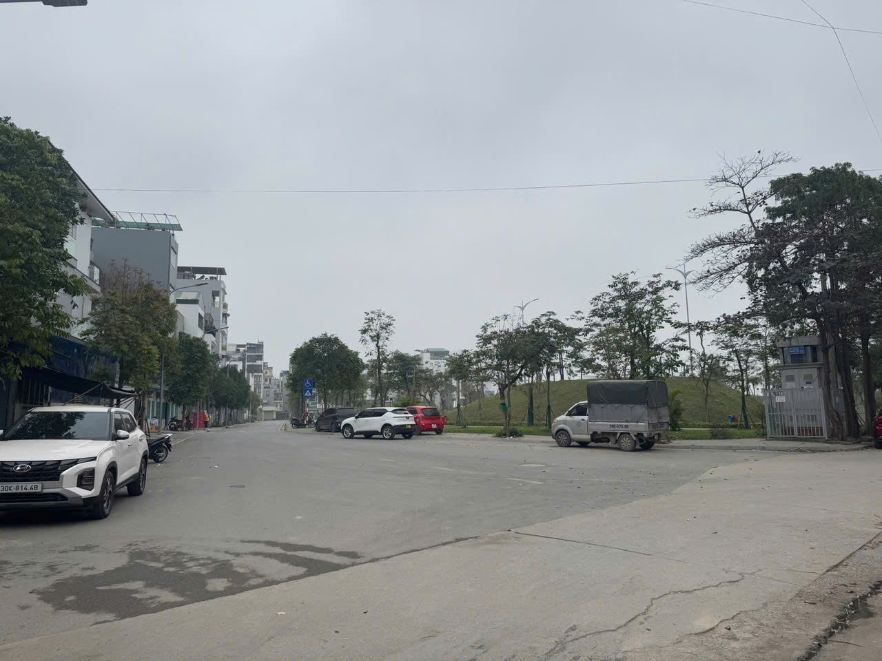  ???? BÁN NHÀ NGỌC THỤY -LONG BIÊN Ô TÔ TRÁNH – MẶT TIỀN KHỦNG 9.6M – THÔNG CÔNG VIÊN – SÁT TĐC NGỌC THỤY
???? Ngọc Thụy – 177m² (SD 184m²) – MT 9.6m – Giá 36 tỷ 