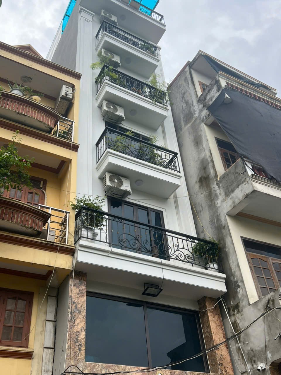  CHÍNH CHỦ Cần Bán NHÀ PHỐ PHAN ĐÌNH GIÓT - THANH XUÂN - HÀ NỘI - 70m2 - 26,8 tỷ ( CTL ) 