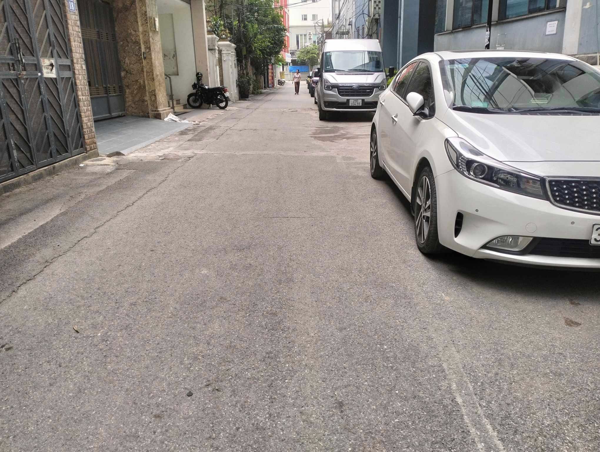  Bán nhà Giang Văn Minh – ô tô vào nhà, chỉ 14 tỷ 