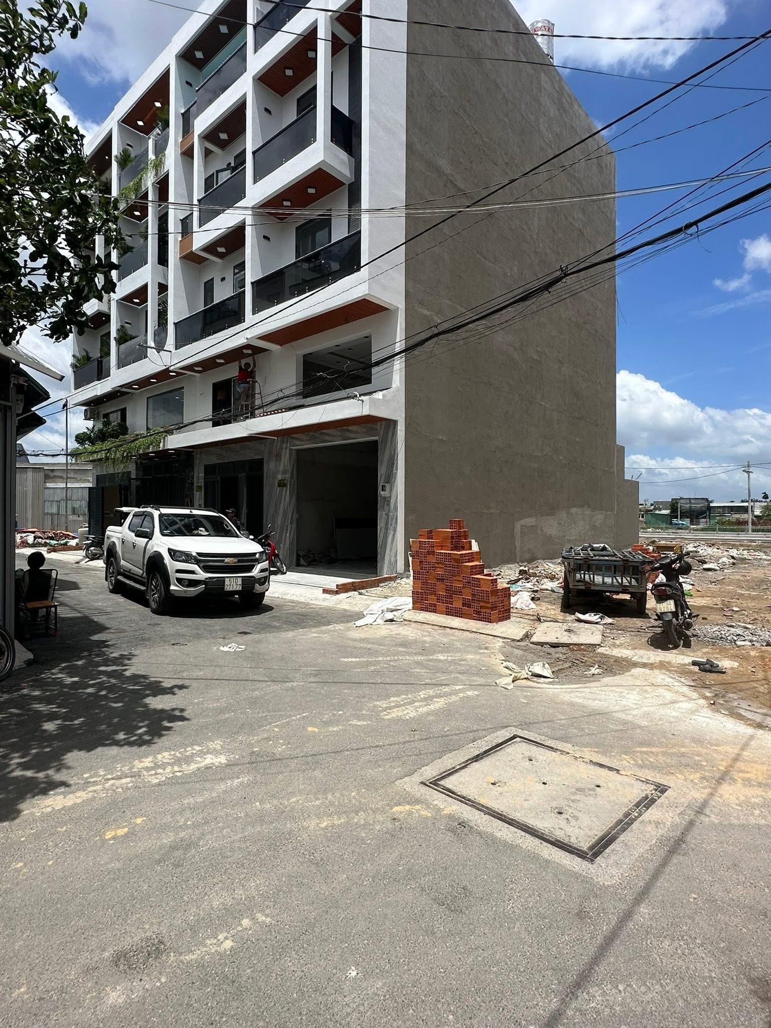  ĐẤT ĐẸP KHU CAO TẦNG NGAY TX25, VỊ TRÍ ĐẸP, ĐẤT VUÔNG VỨC, XÂY DỰNG TỰ DO 